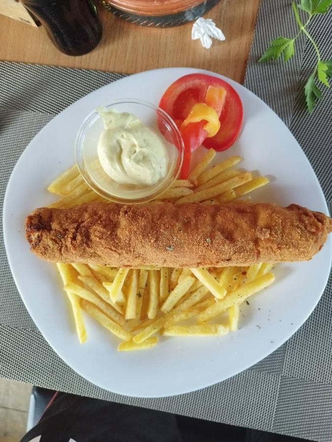 Restoran Bmb Hotell Odžak Exteriör bild