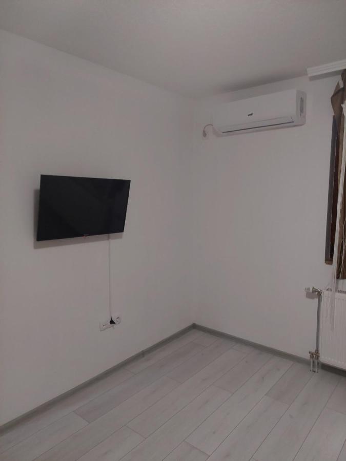 Restoran Bmb Hotell Odžak Exteriör bild