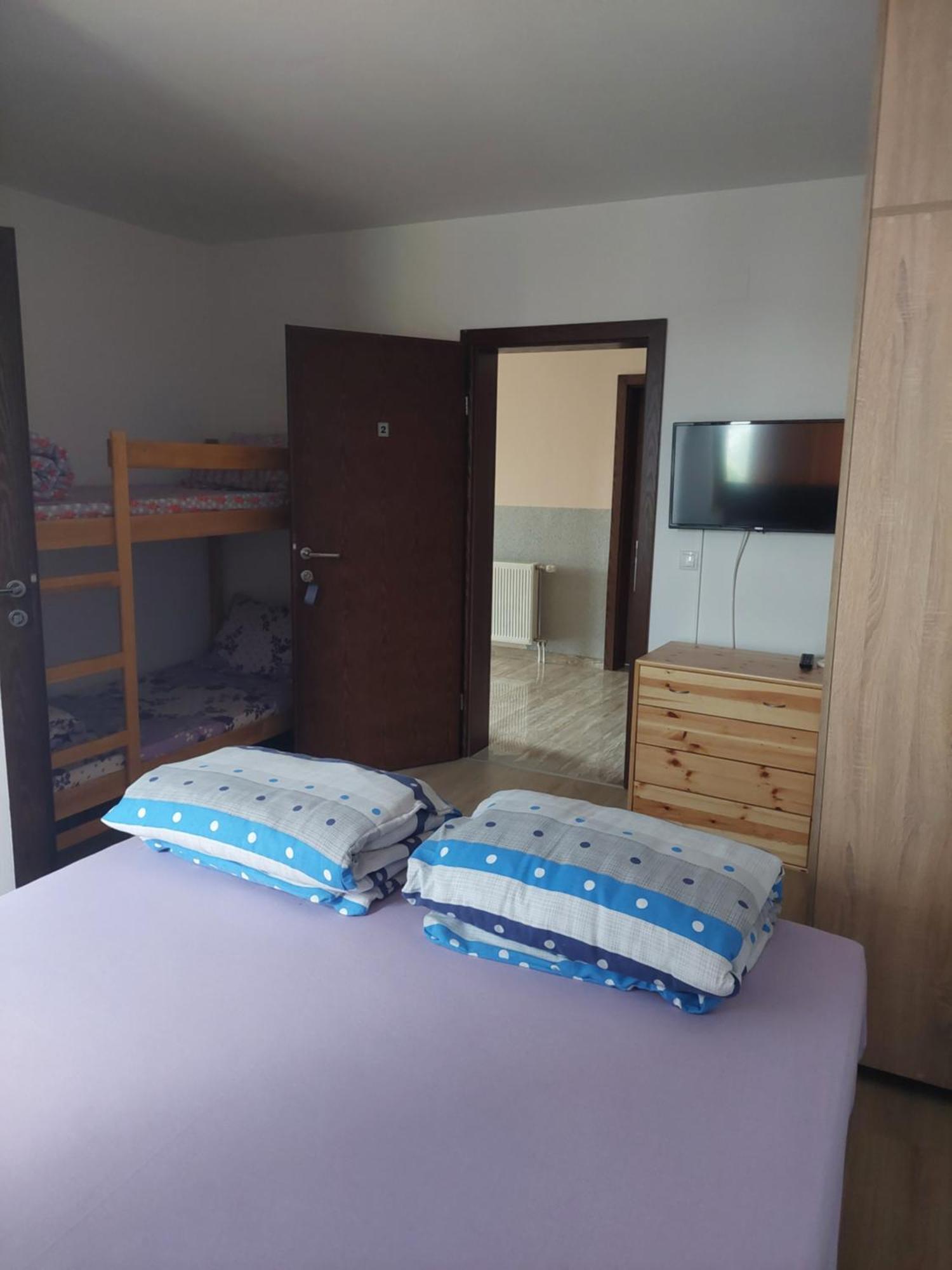 Restoran Bmb Hotell Odžak Exteriör bild